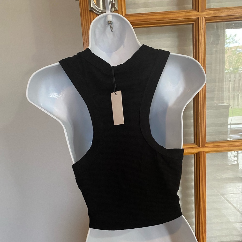 NWT Racerback Crop Tank Top - Picture 2 of 6
